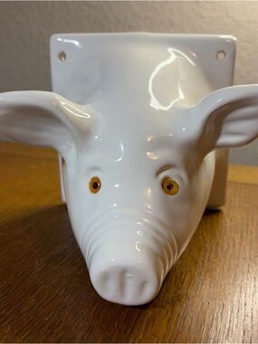 Vintage Lg. White Ceramic Pig Face Head Dish Towel / Apron Holder Hanger Hook